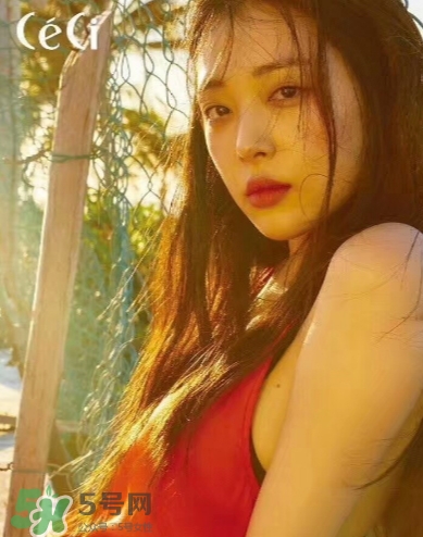 雅詩蘭黛戀愛唇膏300試色 雅詩蘭黛戀愛唇膏300多少錢？