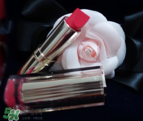 雅詩蘭黛戀愛唇膏220心動(dòng)色試色