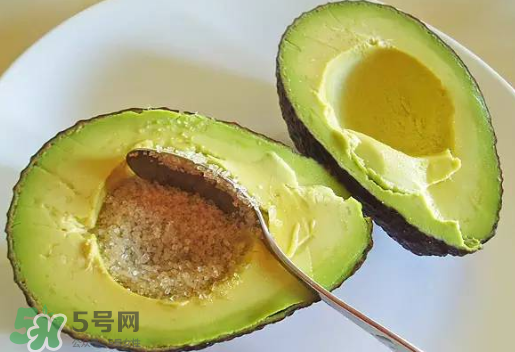 牛油果為什么苦?帶有黑線的牛油果怎么吃最好？