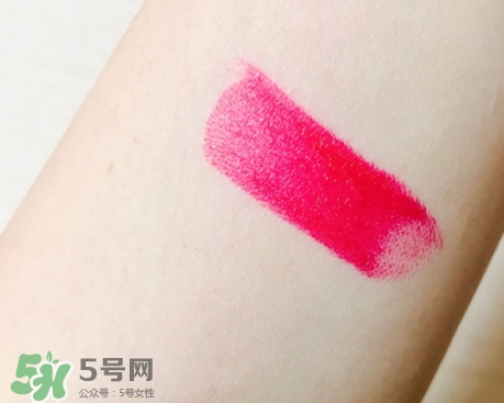 蘭蔻菁純唇膏小紅色是什么顏色？蘭蔻小紅色好看嗎