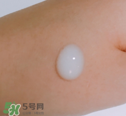 olay小臉精華怎么樣？olay玉蘭油臻粹系列小臉精華功效