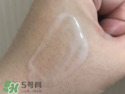 olay臻粹系列小臉精華多少錢？olay小臉精華適合年齡