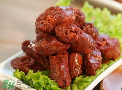 鴨脖可以帶上飛機嗎？鴨脖可以托運嗎？