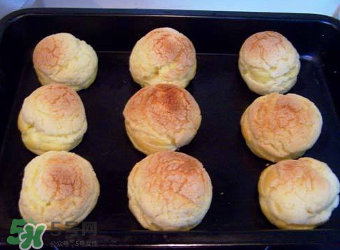 烤泡芙的溫度上下火 烤泡芙的溫度和時(shí)間 烤泡芙的溫度上下火 烤泡芙的溫度和時(shí)間