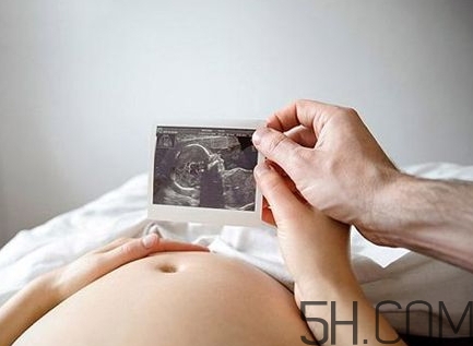 羊水過少能順產(chǎn)嗎？羊水過少的原因 