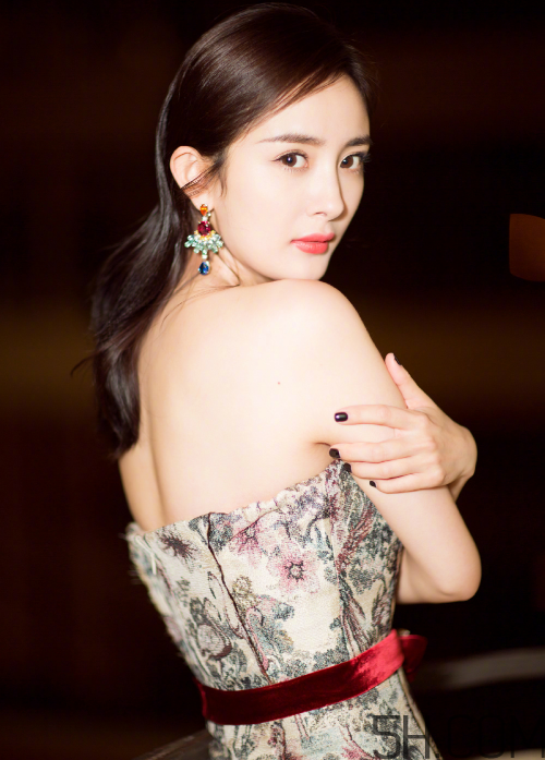 去眼袋手術(shù)會痛嗎？去眼袋手術(shù)會留疤嗎？