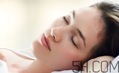 雙子宮懷雙胞胎幾率大嗎？雙子宮懷雙胞胎有風險嗎？