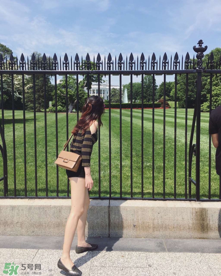 平價(jià)休閑裝怎么穿出大長腿?