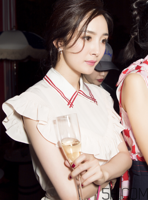 做臥蠶需要多少錢？臥蠶手術(shù)價格