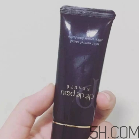 粉調(diào)和黃調(diào)哪個(gè)更白？亞洲人用粉調(diào)還是黃調(diào)