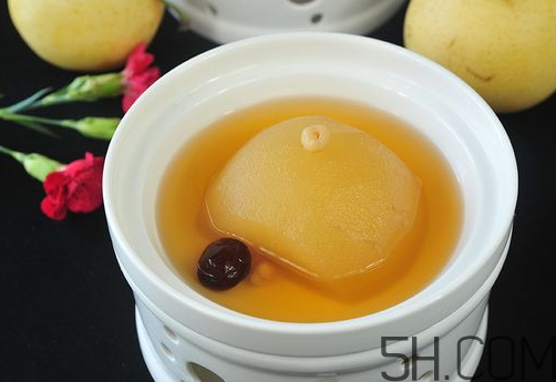 雪梨為什么要加冰糖？冰糖雪梨為什么要放冰糖？