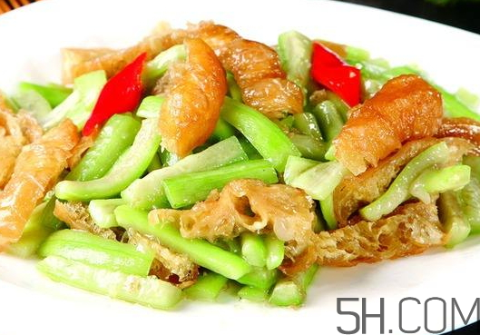 油條和什么炒好吃？油條可以炒什么菜？