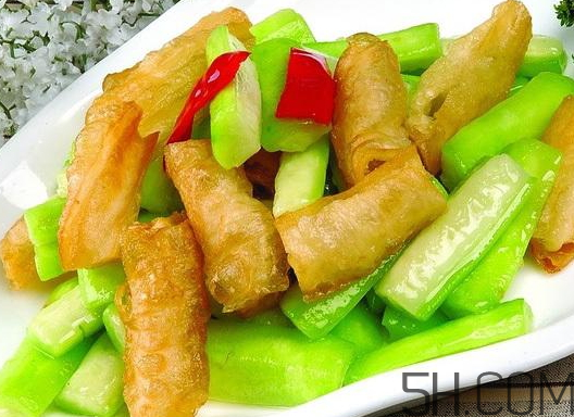 油條和什么炒好吃？油條可以炒什么菜？