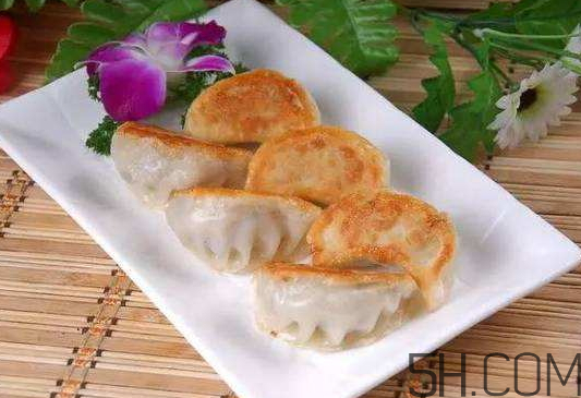 煎餃怎么做不粘鍋？煎餃粘鍋怎么辦？