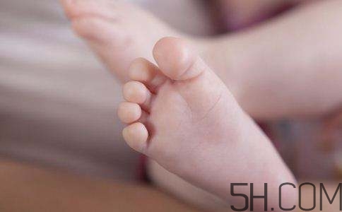 大蒜泡酒可以治腳氣嗎？治腳氣的方法有哪些？