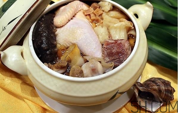 海參可以和排骨一起燉湯嗎？海參排骨湯怎么做？