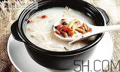 蘑菇和海參能一起吃嗎？蘑菇海參湯的做法