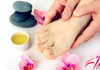 大蒜泡酒可以治腳氣嗎？治腳氣的方法有哪些？