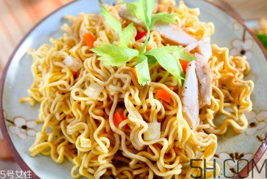 炒面為什么會(huì)粘鍋？炒面怎么不粘鍋？