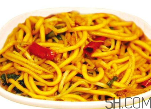 吃炒面會胖嗎？炒面熱量高嗎？