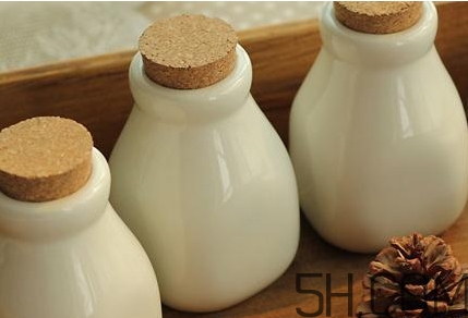 早上喝牛奶會長高嗎？早上喝牛奶會變白嗎？