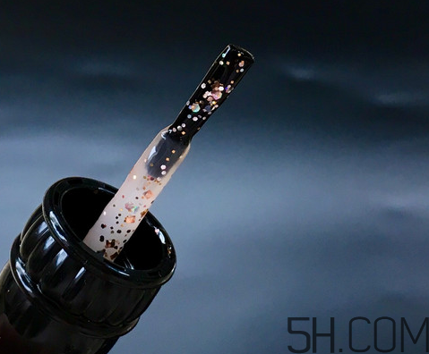 安娜蘇鳥(niǎo)語(yǔ)鈴鐺美甲油色號(hào)_試色 安娜蘇鳥(niǎo)語(yǔ)鈴鐺美甲油色號(hào)_試色