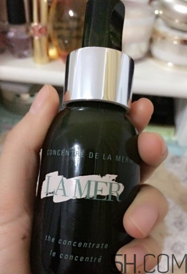 海藍(lán)之謎濃縮修護精華露怎么用？使用方法