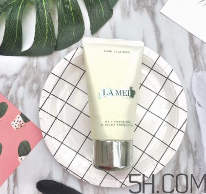 海藍(lán)之謎璀璨凈透潔面泡沫怎么用？使用方法