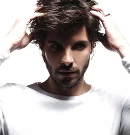 發(fā)蠟怎么用？發(fā)蠟抓頭發(fā)步驟圖