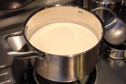 袋裝牛奶可以加熱嗎？袋裝牛奶怎么加熱？