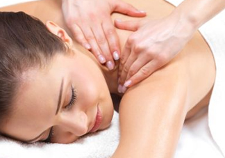 推拿幾天做一次好？推拿能治什么?。?><p><strong>推拿幾天做一次好？推拿能治什么??？</strong></p></a></li> 	     </ul>
		</div>
	   <div   id=