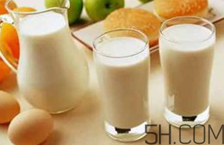 高鈣奶真的補鈣嗎？吃什么補鈣最快最好？