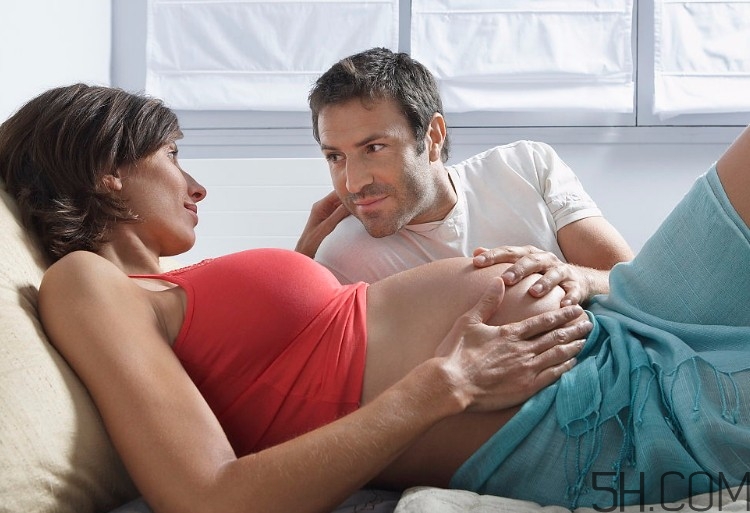 孕晚期上完廁所肚子疼怎么回事？孕晚期肚子疼怎么辦？