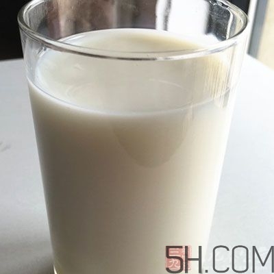 牛奶煮開了還有營養(yǎng)嗎？牛奶可以加熱嗎？