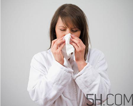 孕婦怎么睡覺對胎兒好？孕婦害喜怎么回事？