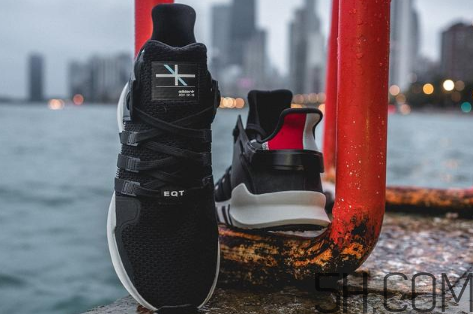 adidas eqt support adv芝加哥限定款怎么買？