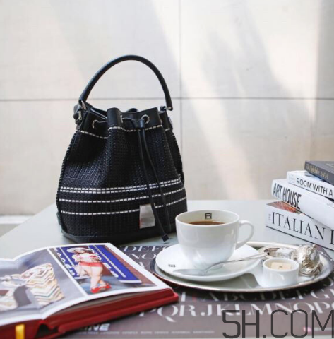 couronne包包怎么樣？couronne雙肩包多少錢？