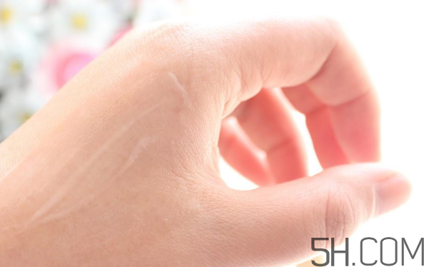 歐詩漫水光美白面膜怎么用？使用方法