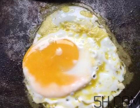 煎雞蛋為什么會有泡沫？炒雞蛋為什么會有泡沫？