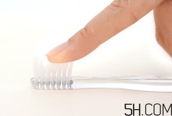 孕婦牙刷什么牌子好？孕婦前三個月注意事項