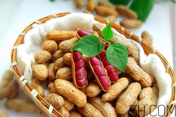 孕婦臨產(chǎn)前的準(zhǔn)備工作有哪些？孕婦吃花生的好處