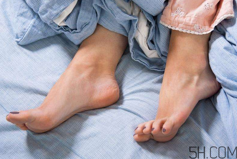 腳氣能用醋泡腳嗎？醋泡腳治腳氣有效嗎？