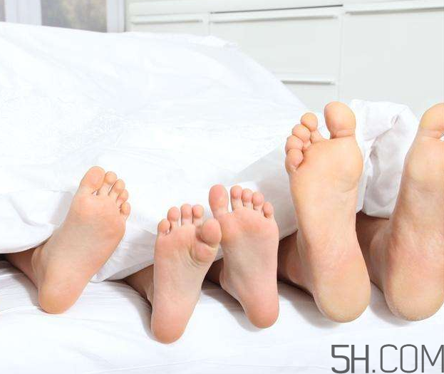 腳氣能用醋泡腳嗎？醋泡腳治腳氣有效嗎？