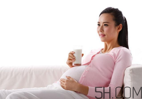 孕婦奶粉能和雞蛋一起吃嗎？喝孕婦奶粉的注意事項(xiàng)