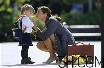寶寶多大上幼兒園合適？寶寶上幼兒園早好嗎？