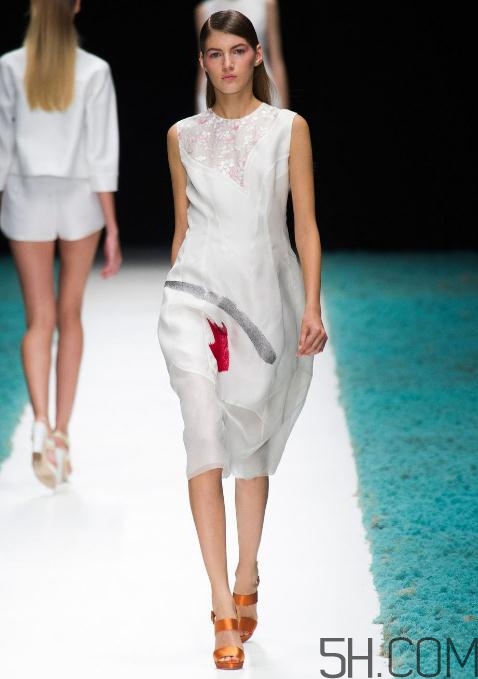 shiatzy chen衣服貴嗎？shiatzy chen服裝價位