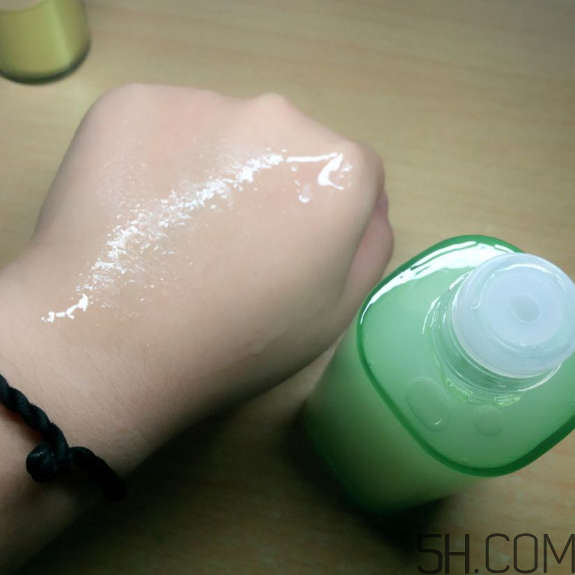 百雀羚水嫩倍現盈透精華水多少錢_價格