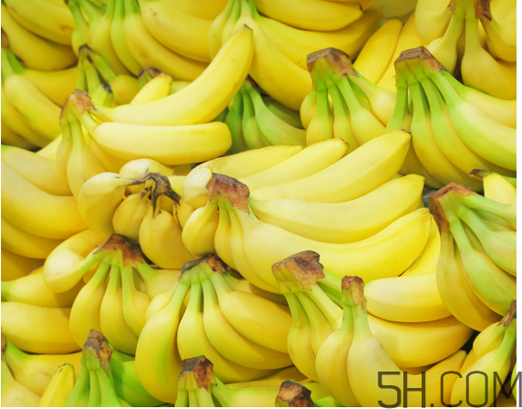 香蕉沒熟吃了會怎樣？香蕉吃多了的壞處