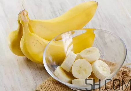 香蕉蒸著吃有什么好處？蒸香蕉的功效與做法