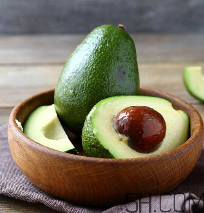 牛油果豐胸多長(zhǎng)時(shí)間吃一次？牛油果怎么吃能豐胸？